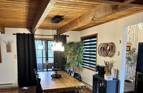 Bushkill House | Pocono cabin where the host thought of everything, so you don’t have to!