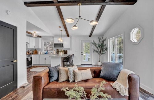 Pocono Summit House | Pocono Chalet| Hot Tub| Firepit