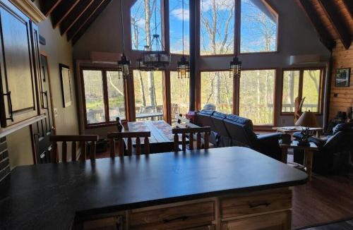 Cresco House | Pocono Mountain Retreat