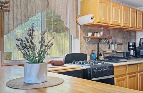 East Stroudsburg Cabin | Pocono private retreat