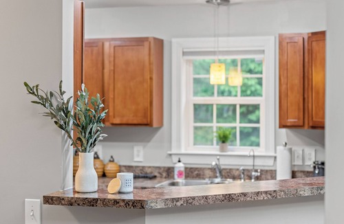 Lake Harmony Estates Ski Chalet | Pocono Retreat | Summer Beach Access + Mins to Big Boulder | Chalet on Chalet