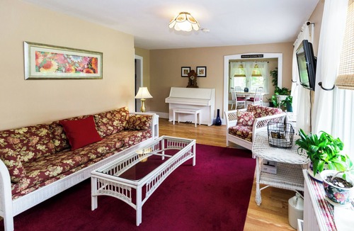 East Stroudsburg Hotel | Pocono Ridge Inn