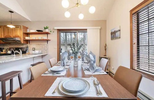 Pocono Pines Cottage | PoconoPines, Fireplace, King Bd, Pets, Skiing