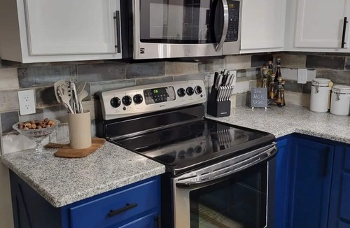 Brodheadsville House | Poconos Gem: Nearby Winery