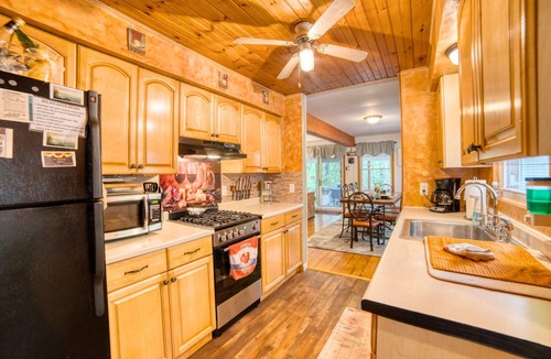 Greentown House | Poconos Hideaway - 1mi to Lake - Firepit - Pets OK