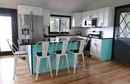 Hawley House | Poconos Lakefront Best View Lake Wallenpaupack⛷