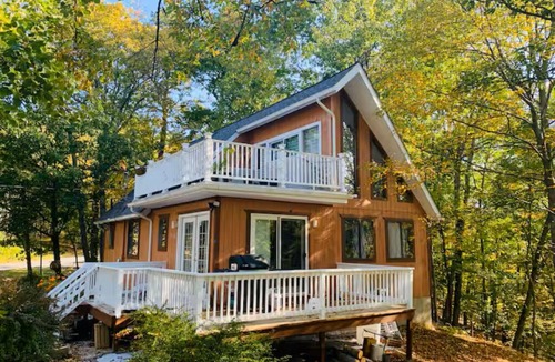 Bushkill Ski Chalet | Poconos Lovely Chalet