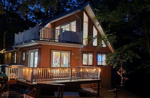 Bushkill Ski Chalet | Poconos Lovely Chalet