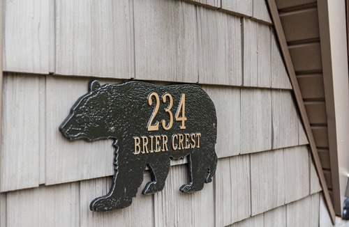 Briar Crest Woods Cabin | Poconos Pines - Lake Access, Hot Tub, Sauna, Fire Pit!