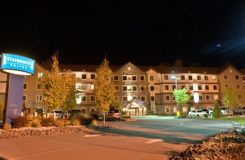 Minisink Hills Apartment | Poconos Suite w/Free Breakfast & Pool