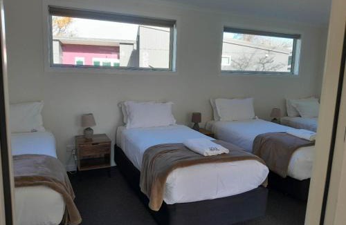 Cambridge Hotel | Podium Lodge