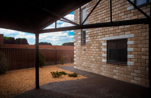 Net'inka Hotel | Podvorie