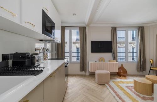 Gaillon Apartment | PoeticStay - Opera