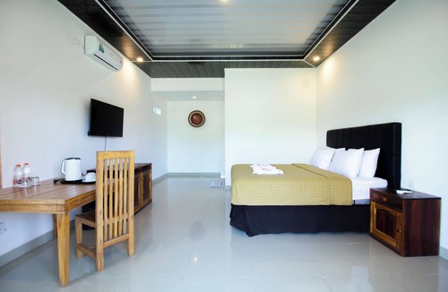 Labuhan Lombok Hotel | Pohon Purba Resort & Restaurant