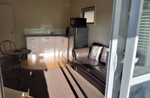 Ohope House | Pohutukawa Groove,at Ohopebeach