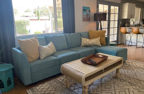 Tami Estates Cottage | Poinsettia