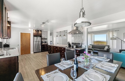 Point Arena House | Point Arena Lighthouse - Assistant Keeper's House 4