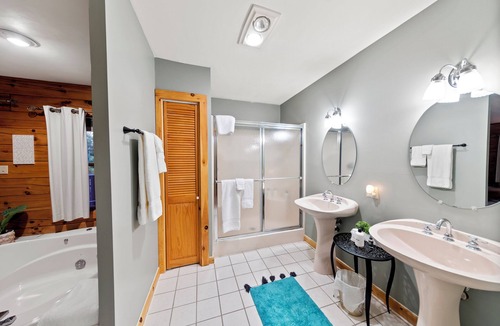 Point Au Roche Cabin | Point au Roche Lodge