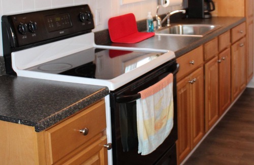 Kent Cottage | Point Breeze Cozy cottage