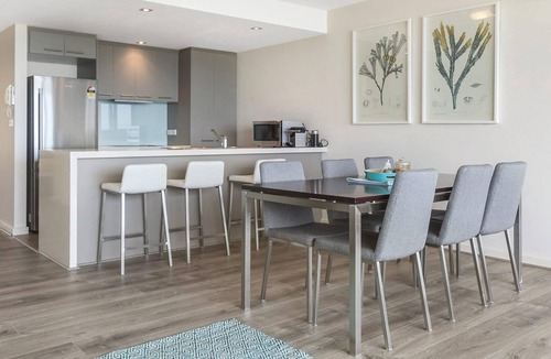 Lorne Apartment | Point Grey Apartment 13