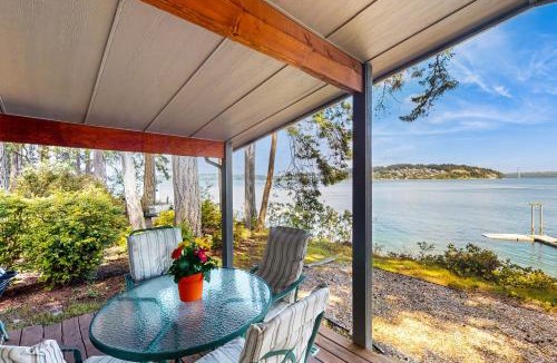 Fox Island House | Point Hope Perch