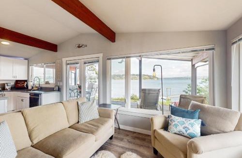 Fox Island House | Point Hope Perch