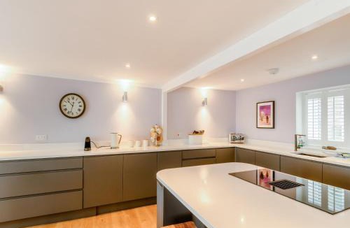 Milford Haven House | Point House