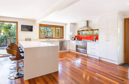 Point Leo House | POINT LEO BEACH HOUSE - POINT LEO