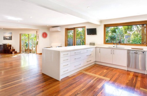 Point Leo House | POINT LEO BEACH HOUSE - POINT LEO