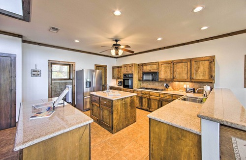 Malakoff House | 'Point of View' Cedar Creek Lake Home: Dock!