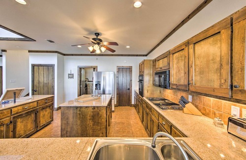 Malakoff House | 'Point of View' Cedar Creek Lake Home: Dock!