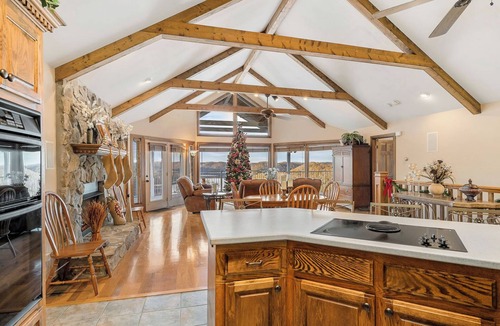 Smithville Ski Chalet | Point of View Over Looking Center Hill Lake