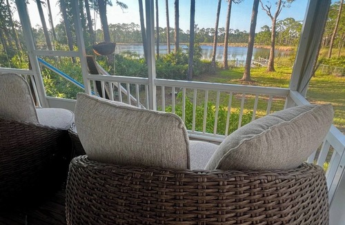 Alligator Point House | Point & PaddlenWaterfront Retreat @Alligator Point