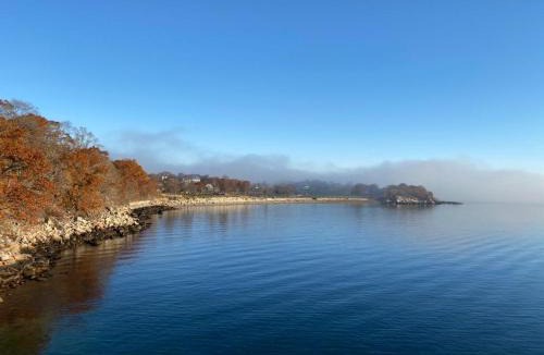 Gloucester Apartment | Point Radio Cottage