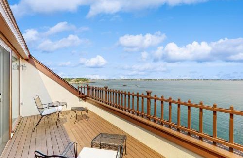 Gloucester Apartment | Point Radio Cottage