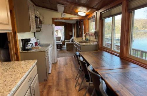 Camdenton Resort | Point View Resort