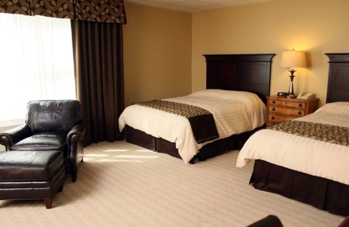 Proctorsville Hotel | Pointe at Castle Hill Resort