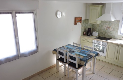 Sete House | Pointe-courte" neighborhood house in Sète