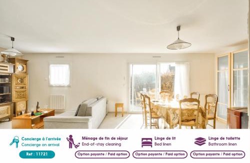 Plomeur House | Pointe de la Torche à 5km- Maison pour 4- Surf