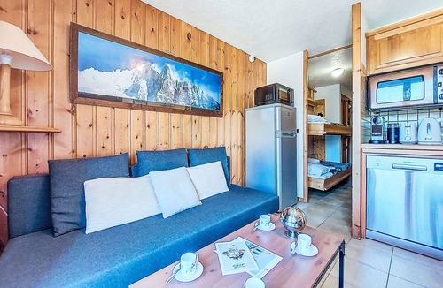 Saint-Gervais-les-Bains Apartment | Pointe des aravis B13 by Interhome