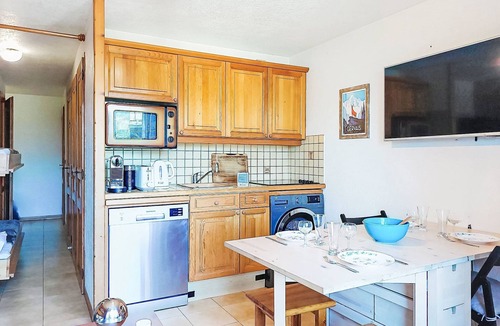 Saint-Gervais-les-Bains Apartment | Pointe des aravis B13 by Interhome