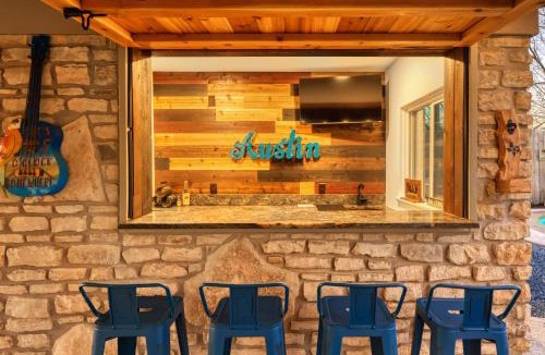 Walnut Place House | Poker Paradise and Pool Cabana