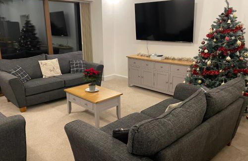 Gunwalloe House | Pol View