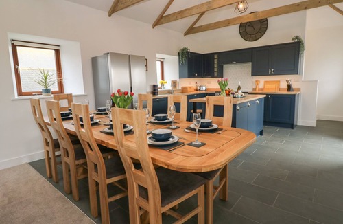 Gunwalloe Cottage | Pol View