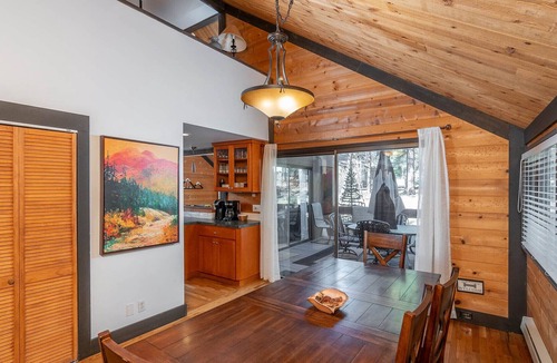 Overlook Park House | Pole House 28