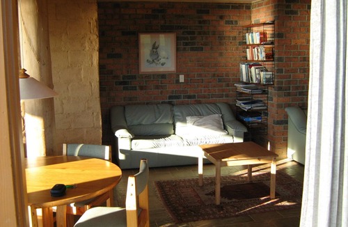 Mallacoota Apartment | Polehouse Mudbrick Units 2br