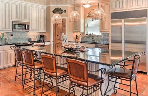 Port O Connor House | Polish Paradise - 3 Bedroom, 2 Bath Barndominium