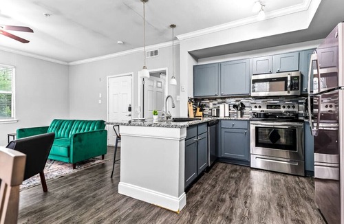 Fossil Creek Apartment | Polished Retreat Two Bedroom 1 Bath with Pool Stay