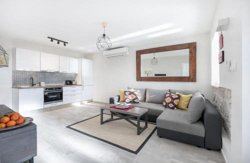 Babino Polje Apartment | Polly Apartments with swimming pool