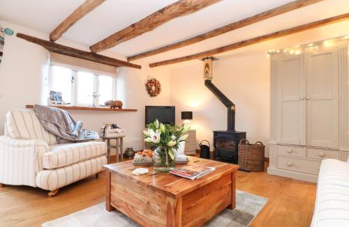 Saltash House | Polly's Bower